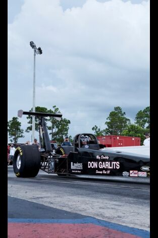 Ultimate Rides. T(T1). Ultimate Rides (T1): Dragsters