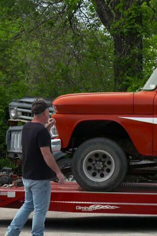 Misfit Garage. Misfit Garage: Una maravilla naranja