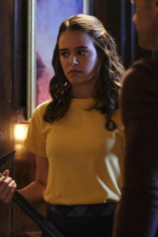 Legacies. T(T1). Legacies (T1): Ep.3 Es una broma Pedro