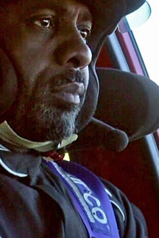 Idris Elba, sin límites, Season 1. Idris Elba, sin...: Piloto de rallyes