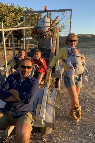 Mi familia en la mochila. Family run. T(T5). Mi familia en la... (T5): Aventuras entre delfines y nubes en Cádiz