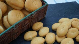 ¿Cómo se elabora?. T(T2). ¿Cómo se elabora? (T2): Espárragos blancos, galletas saladas y caramelos de cristal