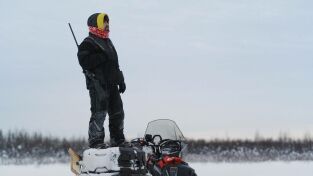 Los primeros habitantes de Alaska. Los primeros...: Ojos en la noche