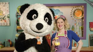Panda Kitchen con Julia Macaroni. T(T3). Panda Kitchen con... (T3): Alfajores con dulce de leche