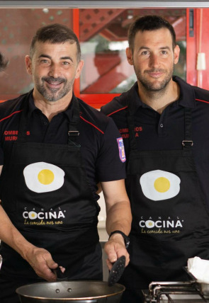 Bomberos cocineros portada