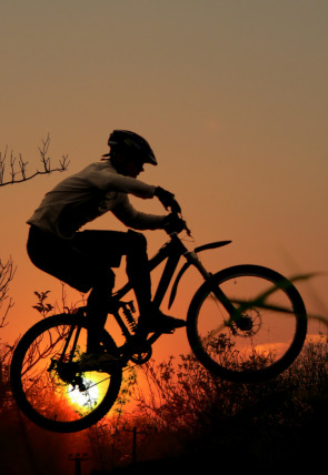 Copa del mundo de bicicleta de montaña:  Mont-Sainte-Anne - Descenso (M) portada