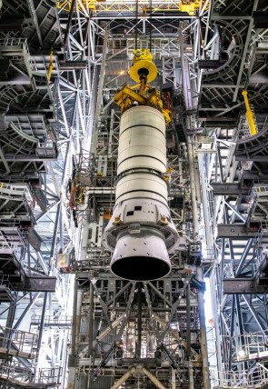 SLS: El megacohete de la NASA portada