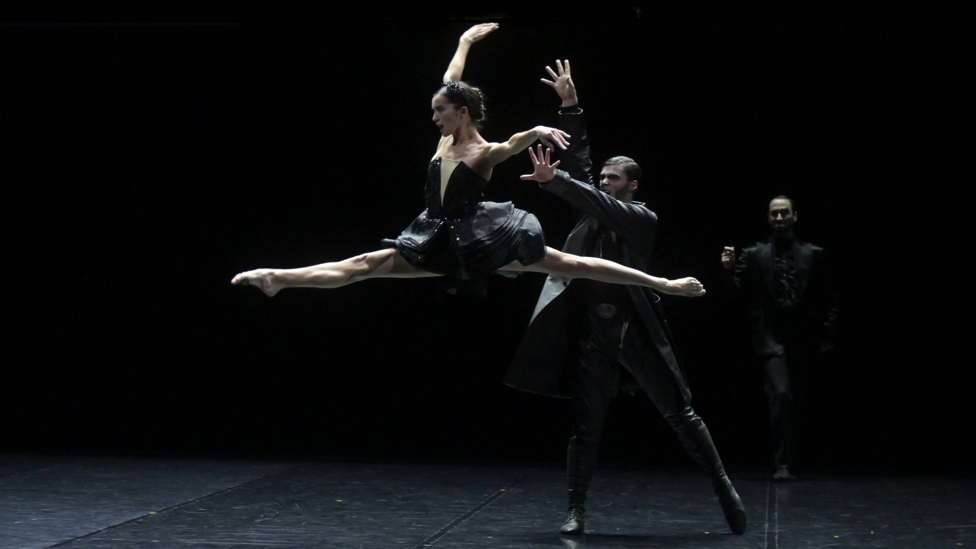 El lago de los cisnes de Angelin Preljocaj - Teatro Nacional de Chaillot