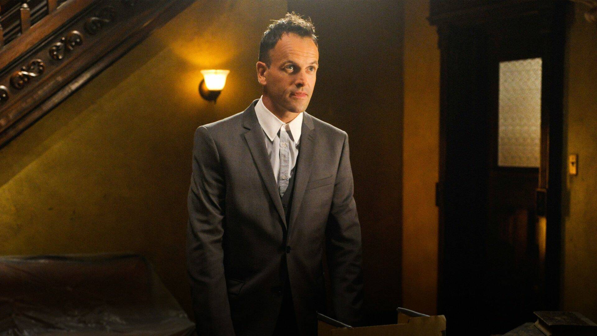 Elementary (T3): Ep.18 Vistas desde el Olimpo