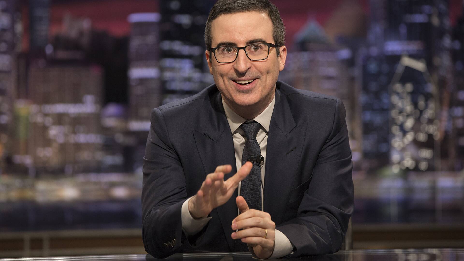 Last Week Tonight... (T11): Estafas digitales