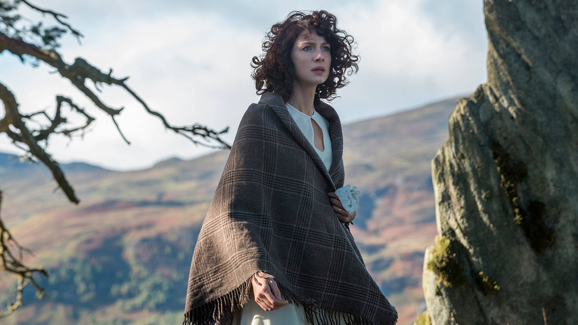 (LSE) - Outlander (T1): Ep.15 (LSE) - La cárcel de Wentworth