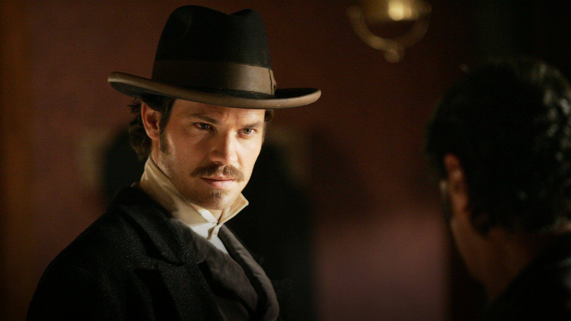 Deadwood (T2): Ep.9 Amalgamation and Capital