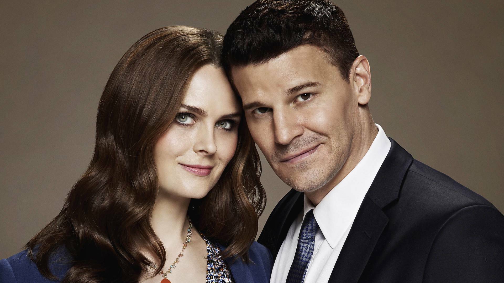 Bones (T11): Ep.1 La lealtad en la mentira