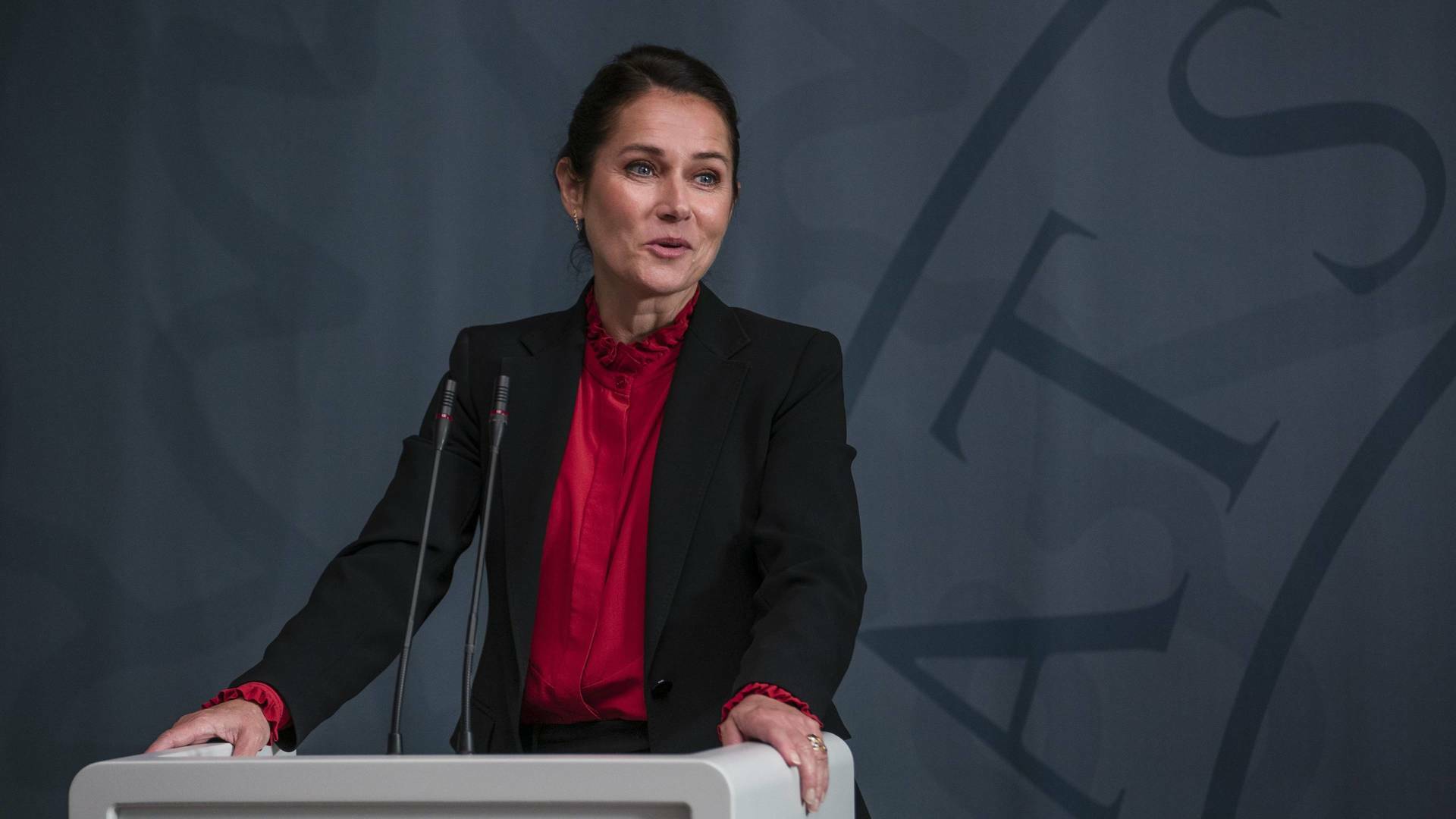 Borgen. Regne, Poder i Honor