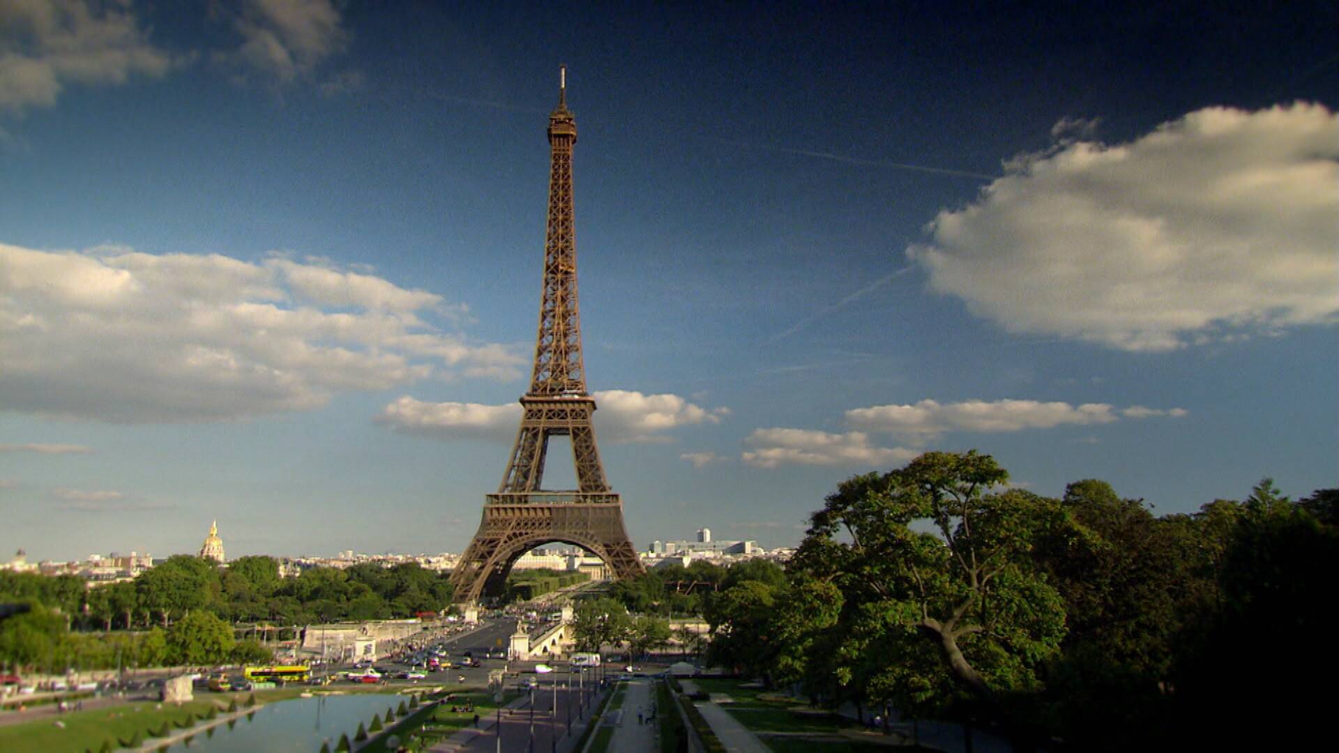 Tesoros Incalculables: La Torre Eiffel