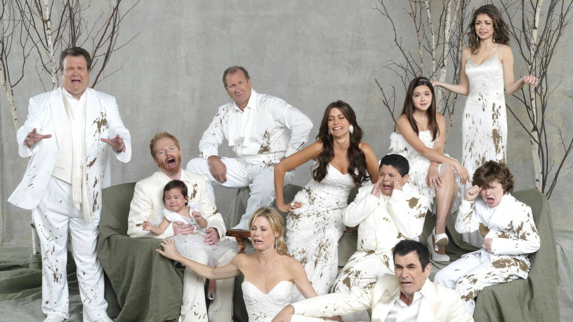 Modern Family (T2): Ep.20 Alguien que cuide de Lily