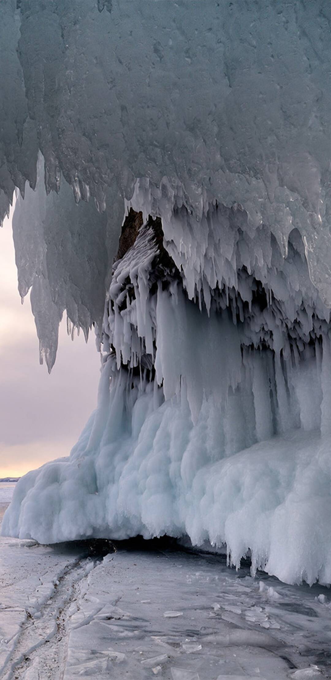 Arqueología en el hielo: Misterios de una isla antártica