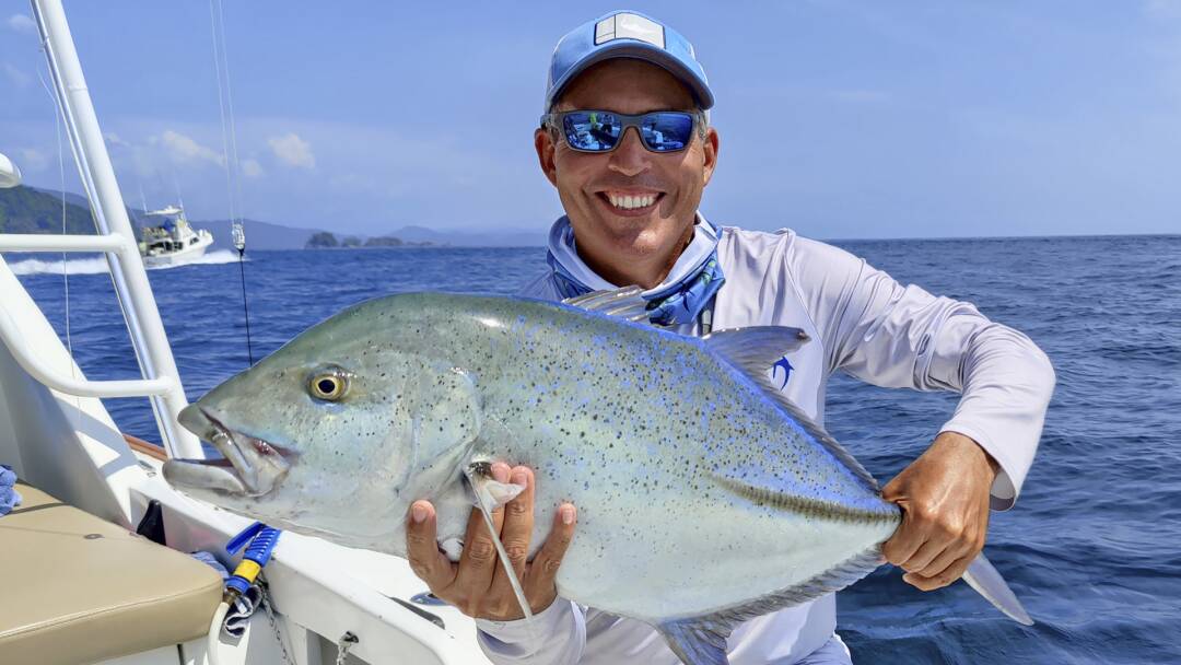 American Fishing (T1): Pesca en el Río Bayano