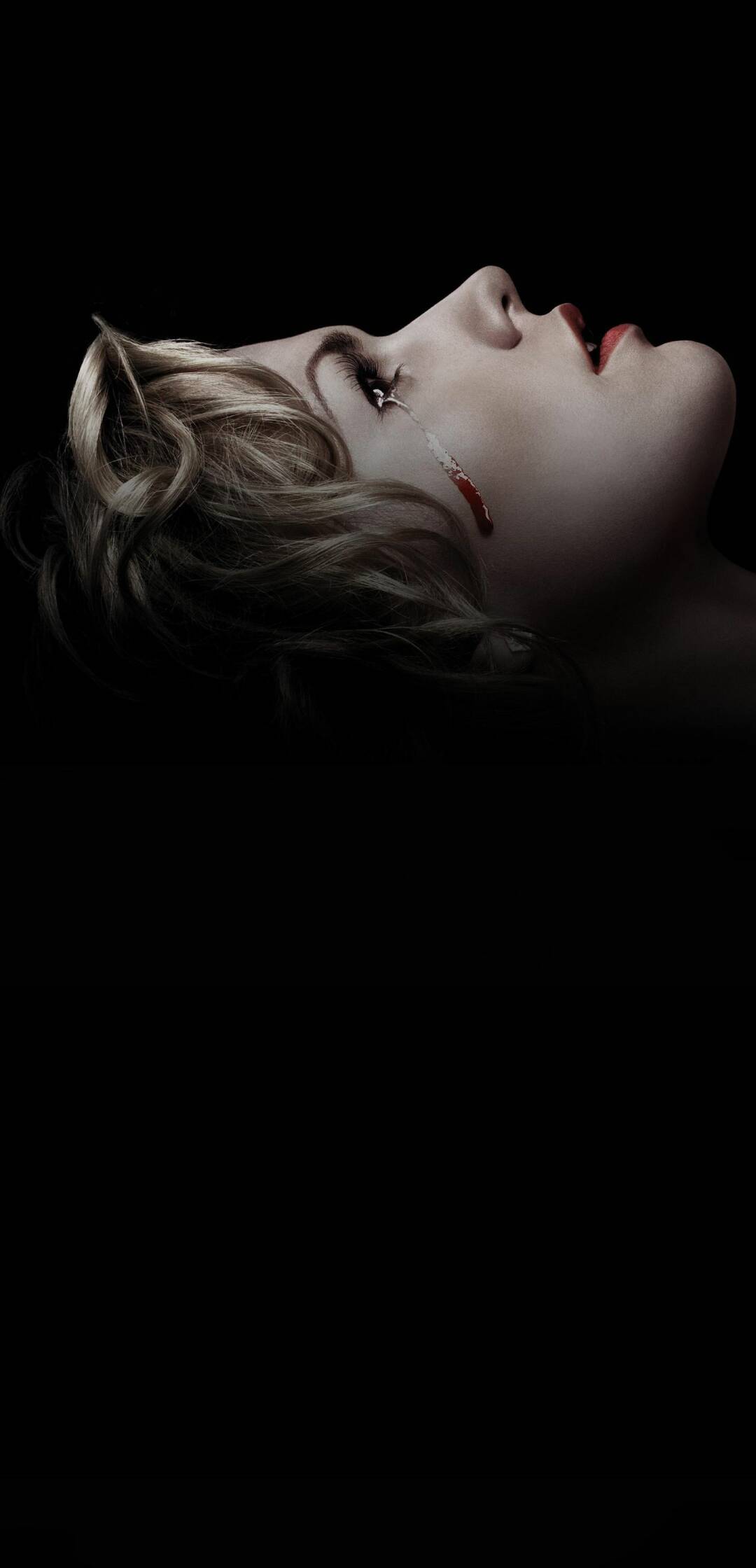 True Blood, Season 1 (T1): Extraño amor