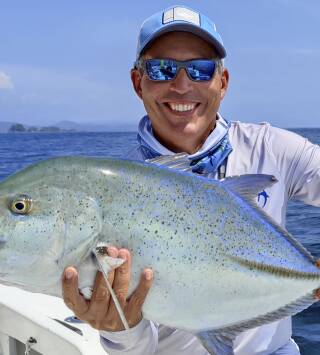 American Fishing (T1): Pesca en el Río Bayano