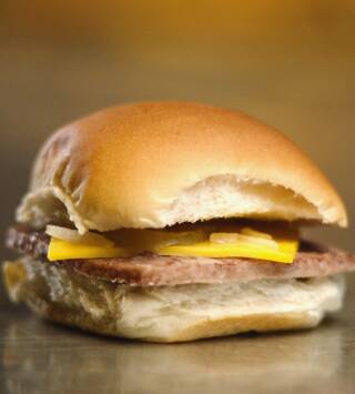 Food Factory USA: Minihamburguesas, galletas saladas y mandarinas
