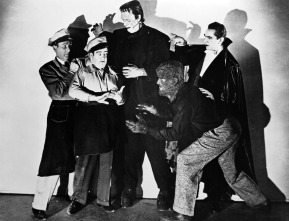 Abbott y Costello contra los fantasmas