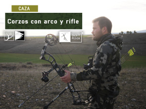 Corzos con arco y rifle