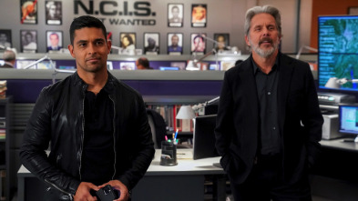 NCIS: Naval... (T19): Ep.7 Atracado