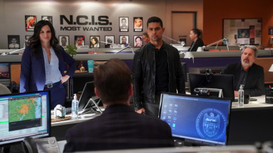 NCIS: Naval... (T19): Ep.7 Atracado