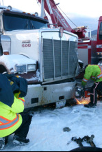 Rescate extremo: Emergencia por carretera bloqueada