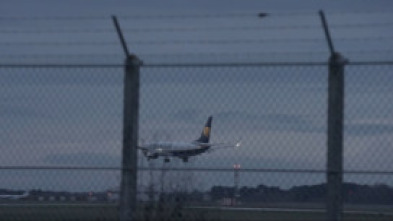 30 minuts: Ryanair, l'ombra del baix cost