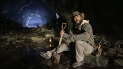 En busca del oro maldito: El cadáver de la cueva