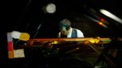 Tigran Hamasyan Trio 