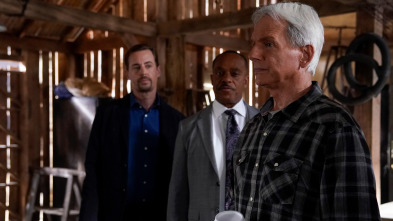 NCIS: Naval... (T19): Ep.1 Sangre en el agua