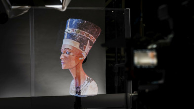 Nefertiti: en busca de la tumba perdida