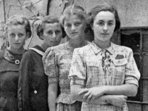 Las 999 mujeres de Auschwitz