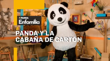 Panda y la cabaña de cartón