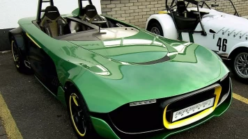 Así se hace: coches alucinantes. Así se hace:...: Caterham Seven