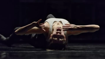 Crystal Pite: Revisor