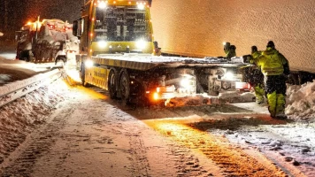 Rescate extremo: Estragos en la carretera